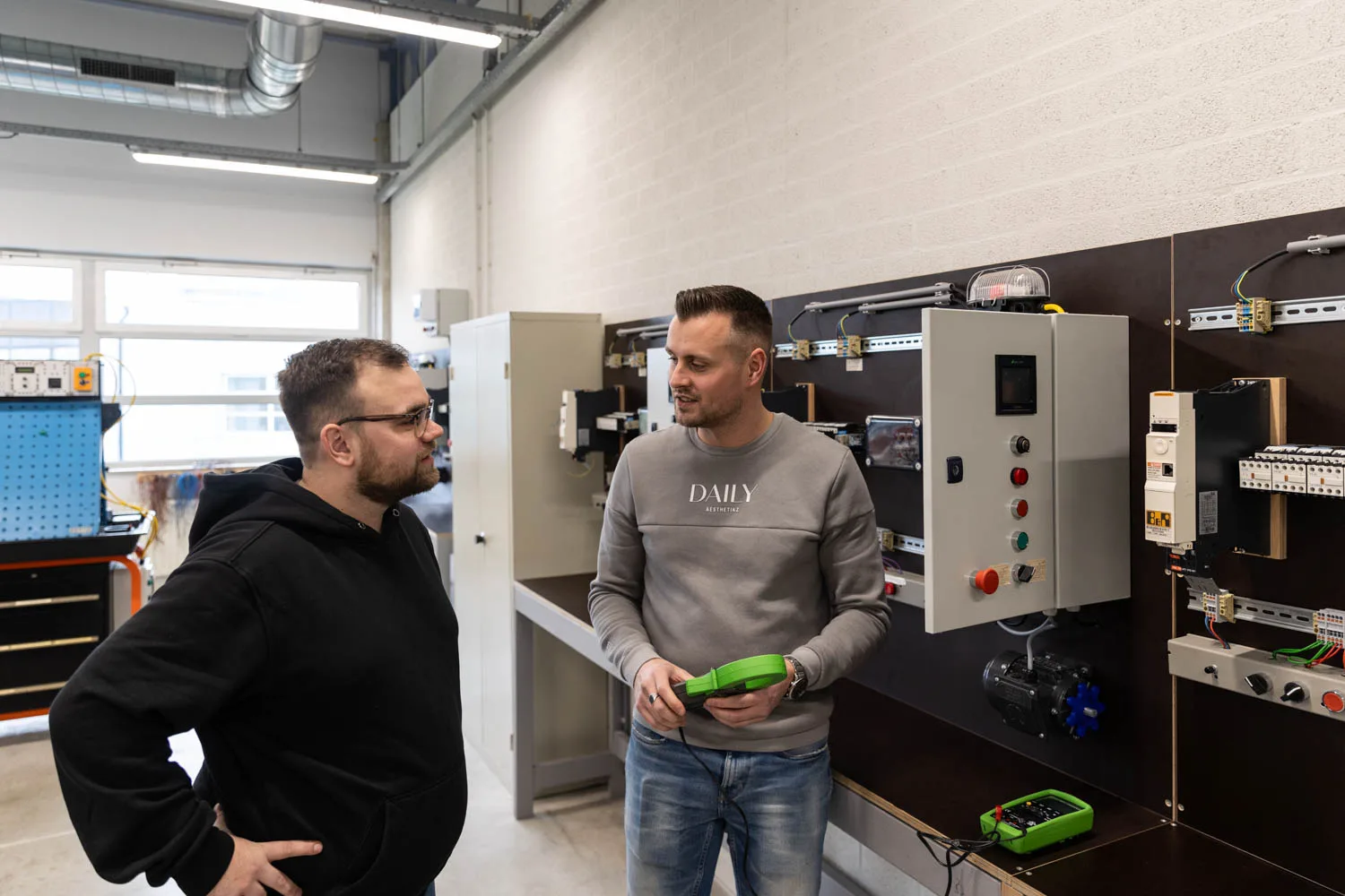 Cursus-1-Meten-met-multimeter-jpg